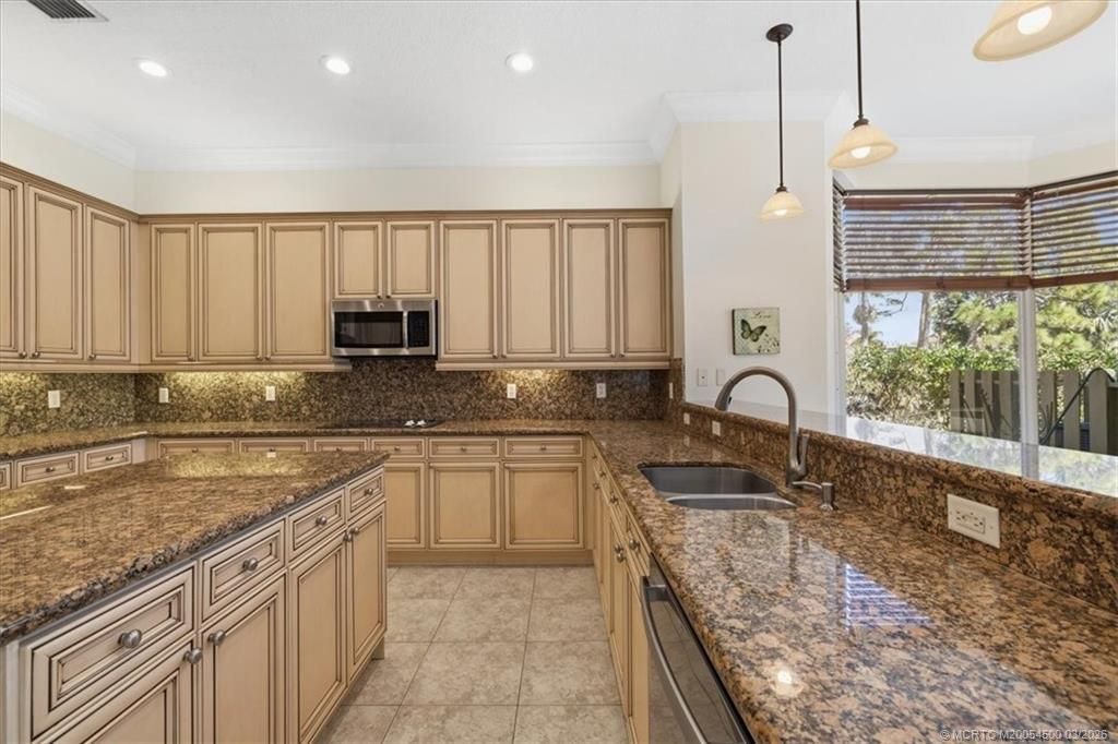 620 SW Squire Johns Lane, Palm City, FL 34990 Photo