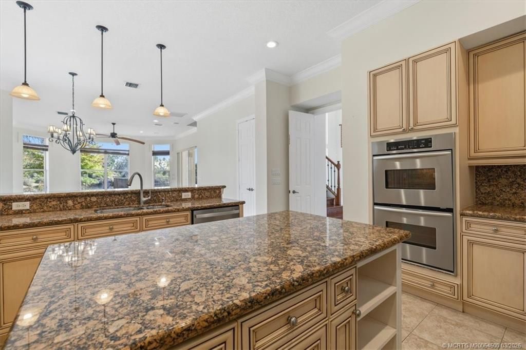 620 SW Squire Johns Lane, Palm City, FL 34990 Photo