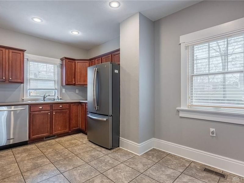 422 E Telford Avenue, Oakwood, OH 45419 Photo 12