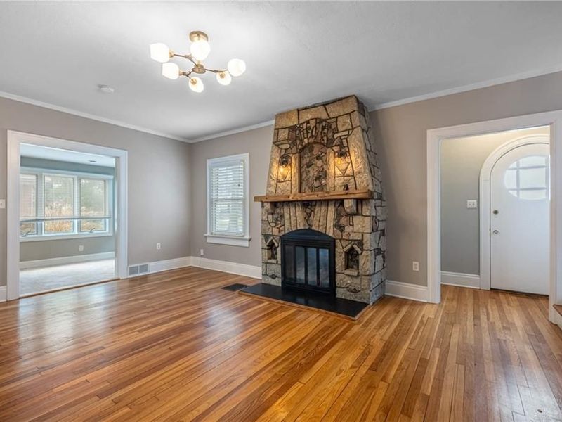 422 E Telford Avenue, Oakwood, OH 45419 Photo 3