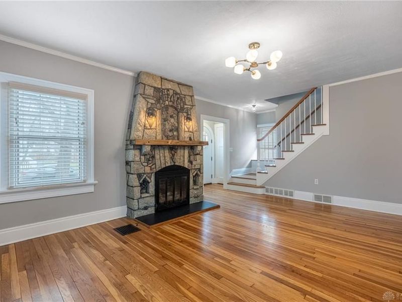 422 E Telford Avenue, Oakwood, OH 45419 Photo 4