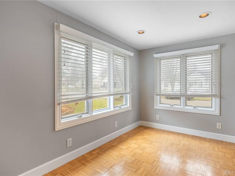 422 E Telford Avenue, Oakwood, OH 45419 Photo 7