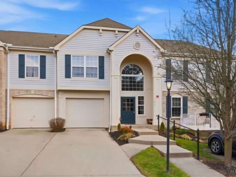 101 Postoak Lane, Unit A, Milford, OH 45150 Photo 2