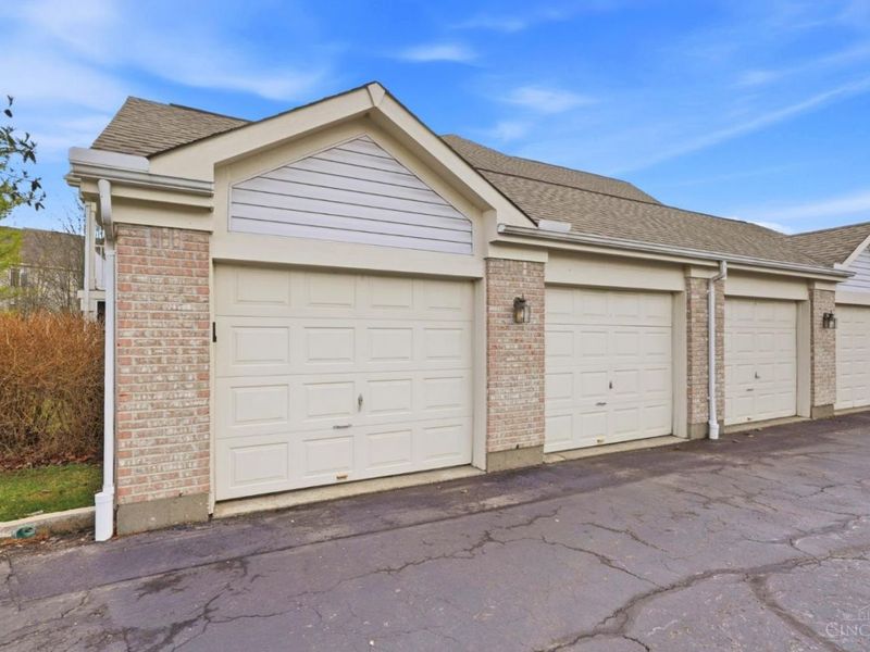 101 Postoak Lane, Unit A, Milford, OH 45150 Photo 34