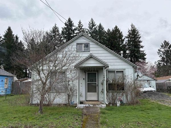 1646 Fir St, Sweet Home, OR 97386