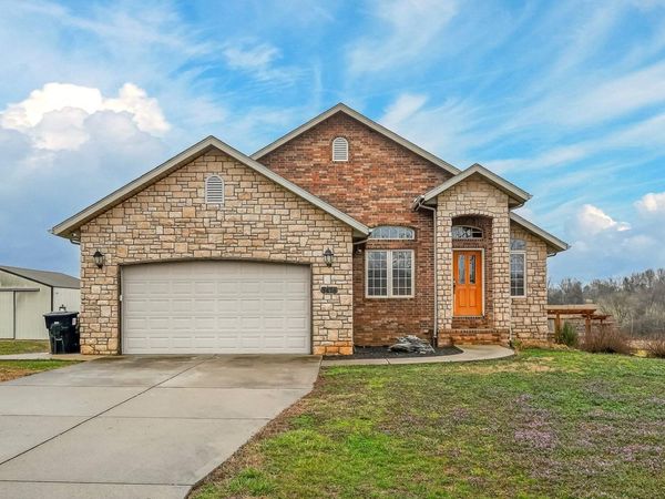 3478 W Farm Road 44, Willard, MO 65781