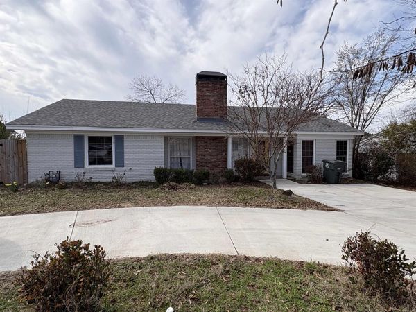 1632 Pine Valley, Little Rock, AR 72207