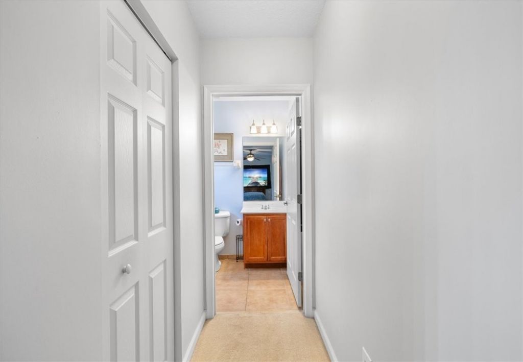 544 7th Square Sw, Unit 102, Vero Beach, FL 32962 Photo