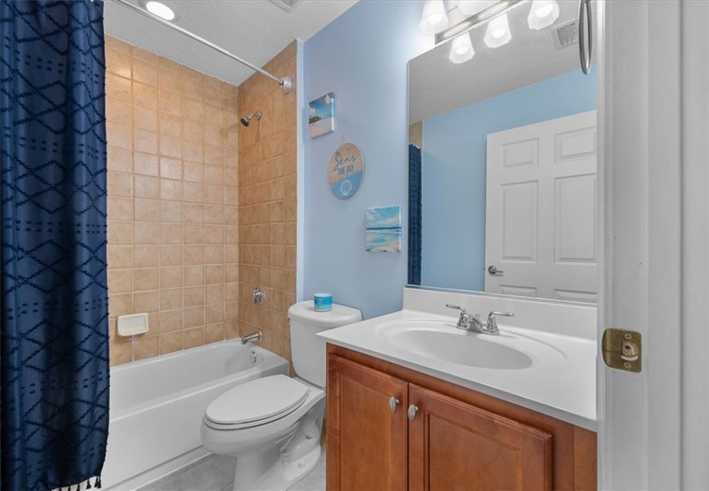 544 7th Square Sw, Unit 102, Vero Beach, FL 32962 Photo