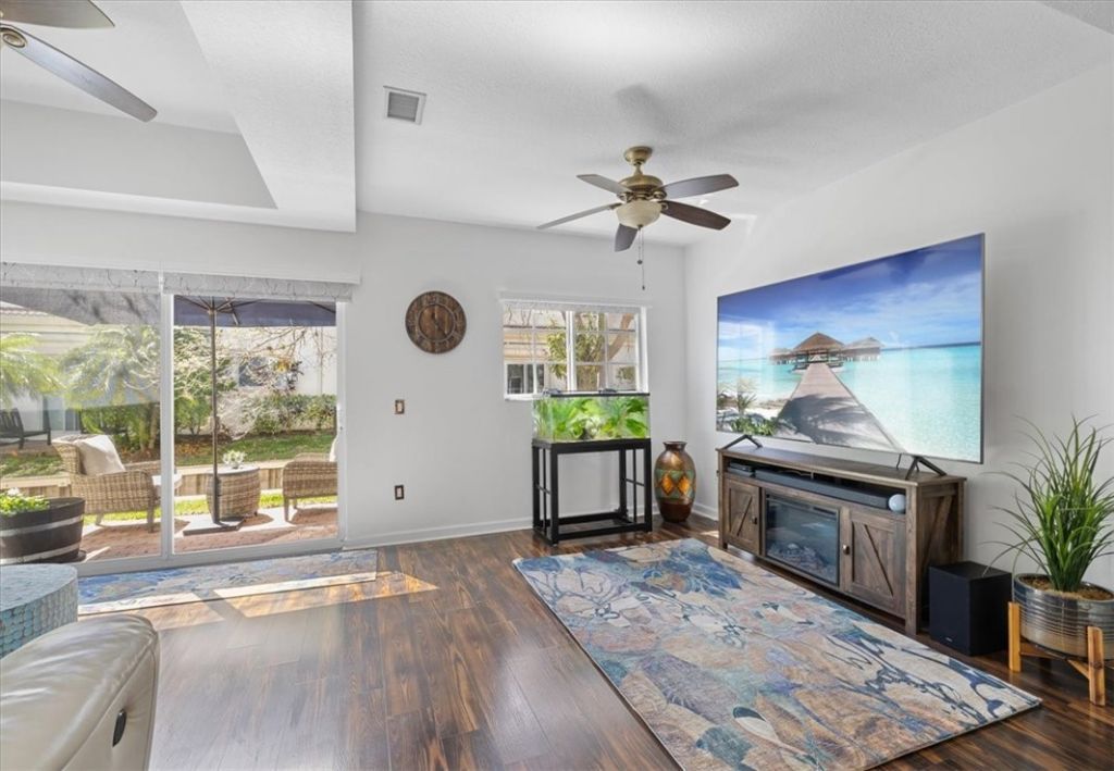 544 7th Square Sw, Unit 102, Vero Beach, FL 32962 Photo