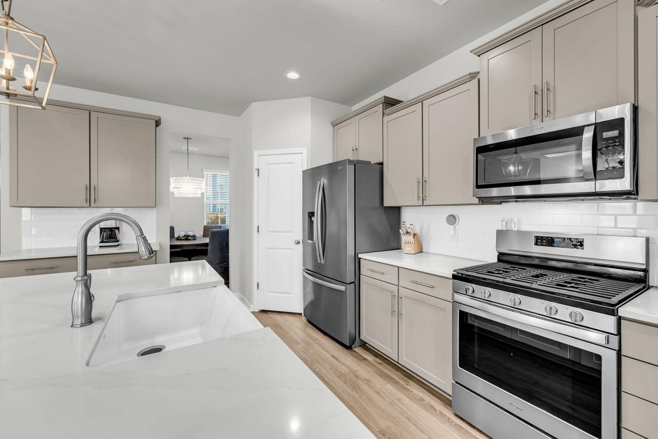 2008 Bouganvillia Drive Photo 12