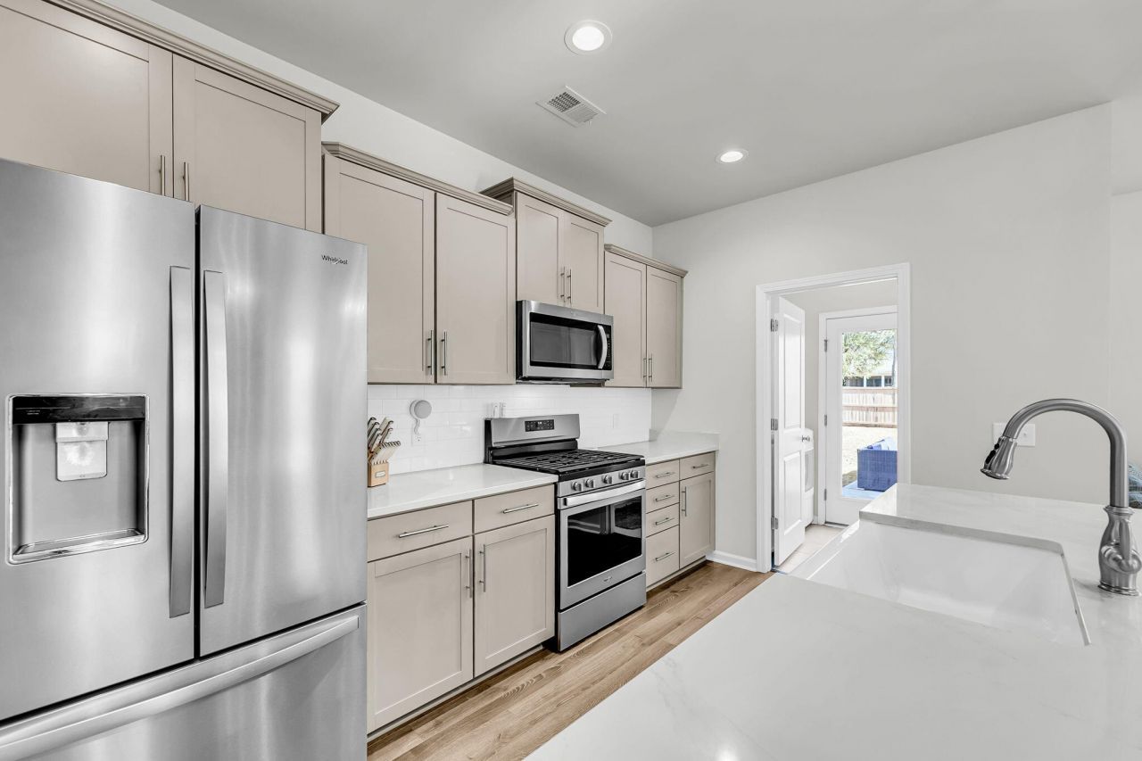 2008 Bouganvillia Drive Photo 13