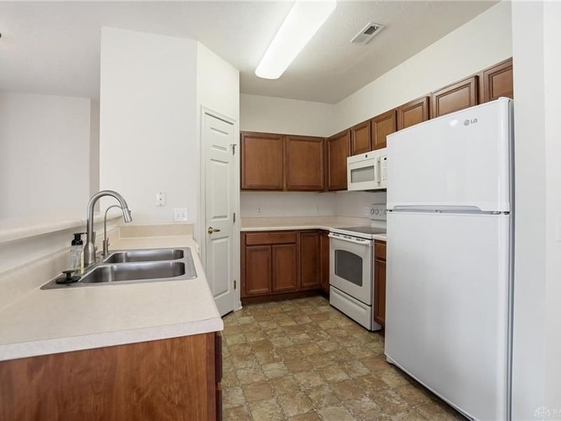 3752 Grant Avenue, Unit H, Beavercreek, OH 45431 Photo 14