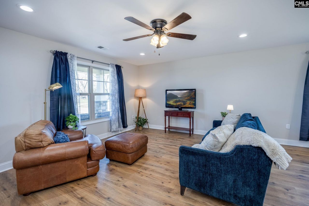 117 Cedar Lane Photo 10