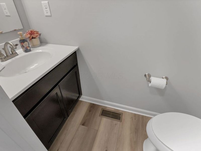 342 Isaac Tharp Street, Pataskala, OH 43062 Photo 23