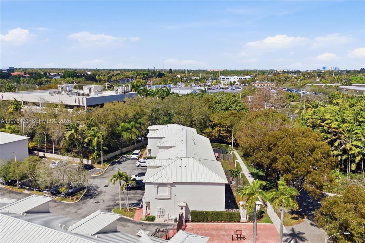 15720 SW 92nd Ave, Unit 5A, Palmetto Bay, FL 33157 Photo