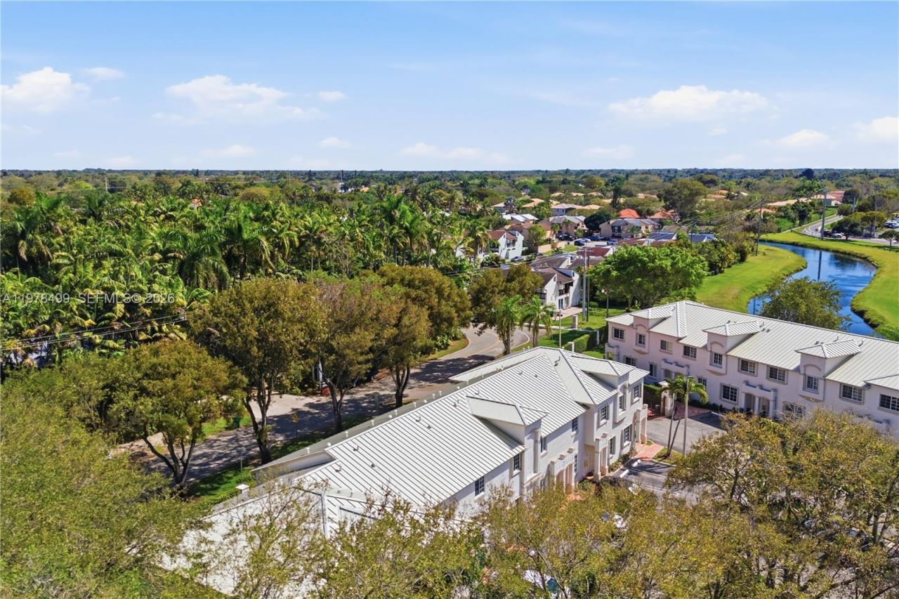 15720 SW 92nd Ave, Unit 5A, Palmetto Bay, FL 33157 Photo