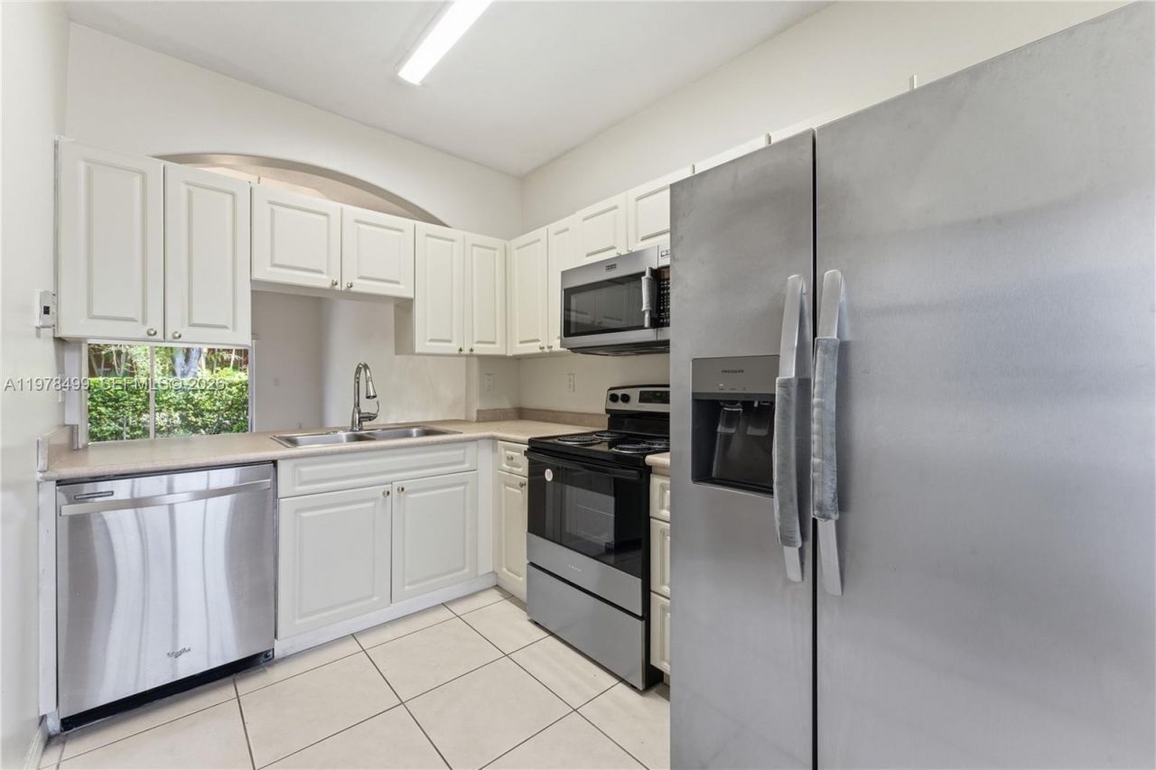 15720 SW 92nd Ave, Unit 5A, Palmetto Bay, FL 33157 Photo