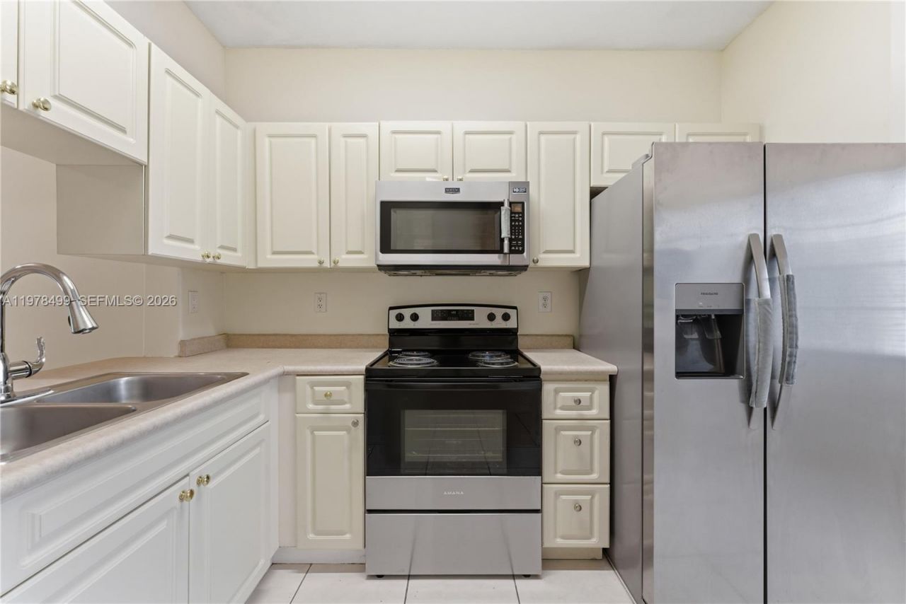 15720 SW 92nd Ave, Unit 5A, Palmetto Bay, FL 33157 Photo