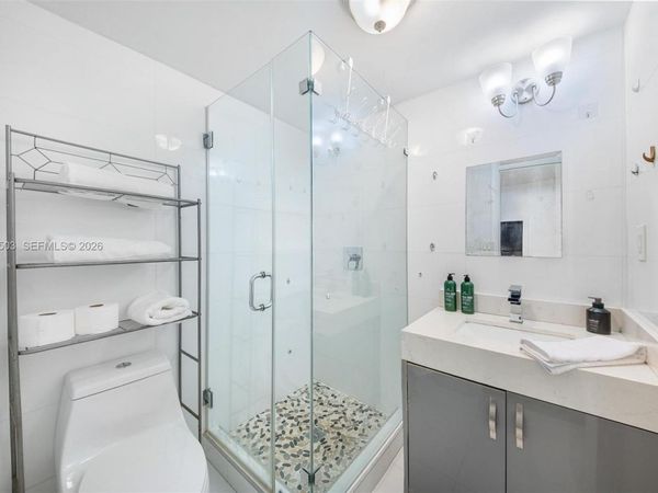 2520 SW 20th St , Unit 1, Miami, FL 33145