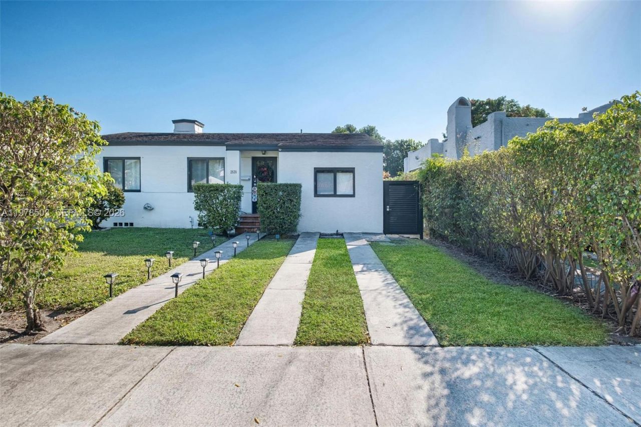 2520 SW 20th St , Unit 1, Miami, FL 33145 Photo