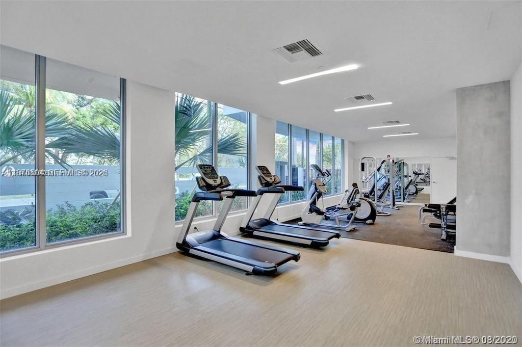 13800 Highland Dr , Unit 403, North Miami Beach, FL 33181 Photo