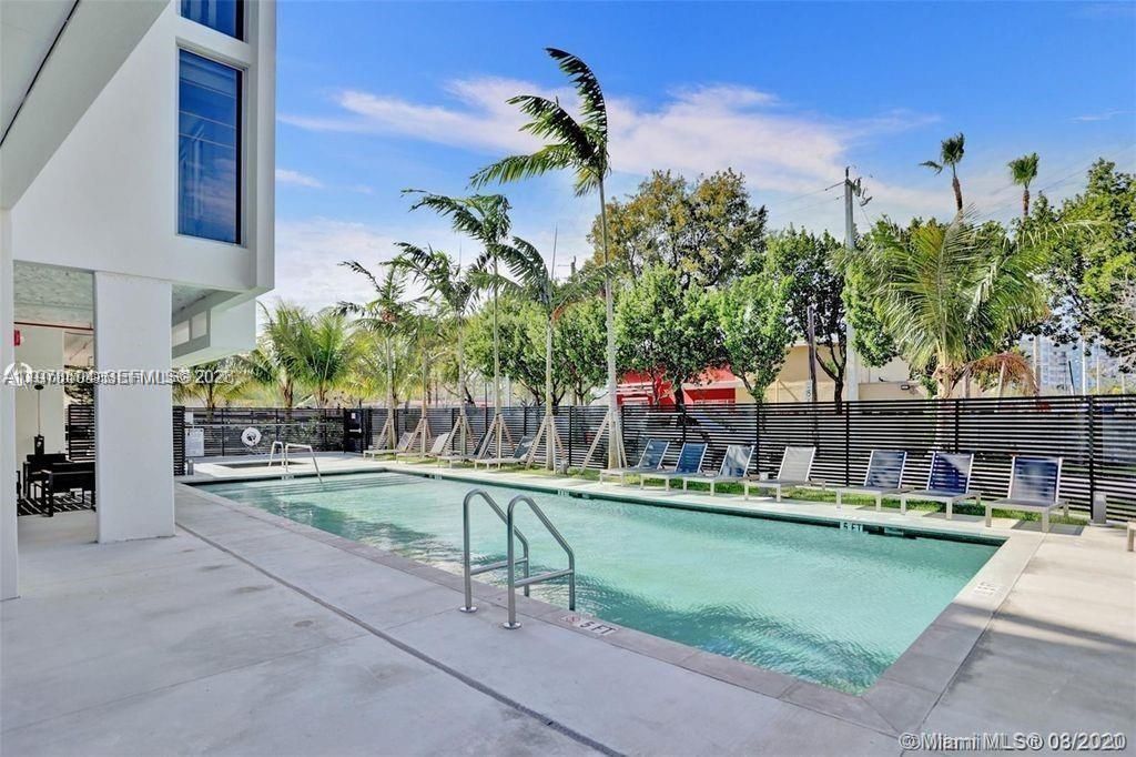 13800 Highland Dr , Unit 403, North Miami Beach, FL 33181 Photo