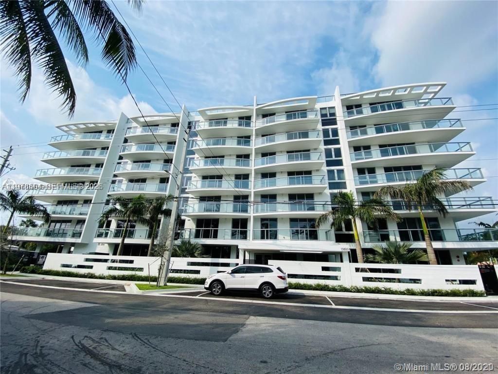 13800 Highland Dr , Unit 403, North Miami Beach, FL 33181 Photo