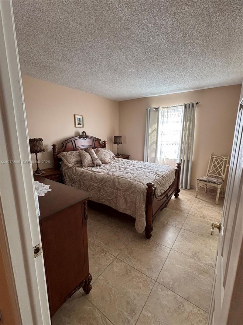 900 NE 18th Ave , Unit 1105, Fort Lauderdale, FL 33304 Photo