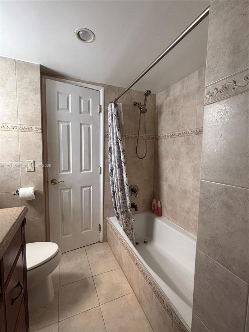 900 NE 18th Ave , Unit 1105, Fort Lauderdale, FL 33304 Photo