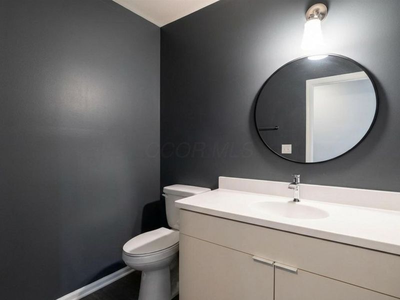 50 W Russell Street, Columbus, OH 43215 Photo 16