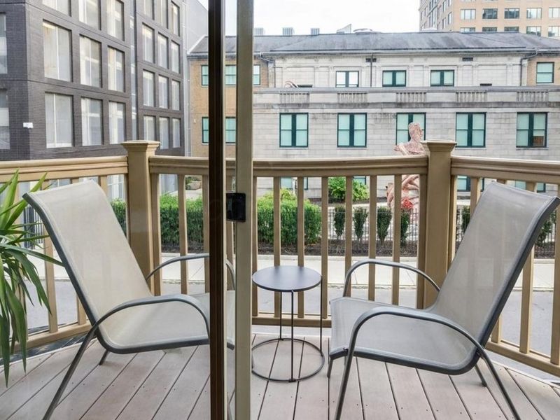 50 W Russell Street, Columbus, OH 43215 Photo 7