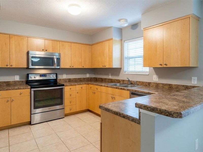 50 W Russell Street, Columbus, OH 43215 Photo 8