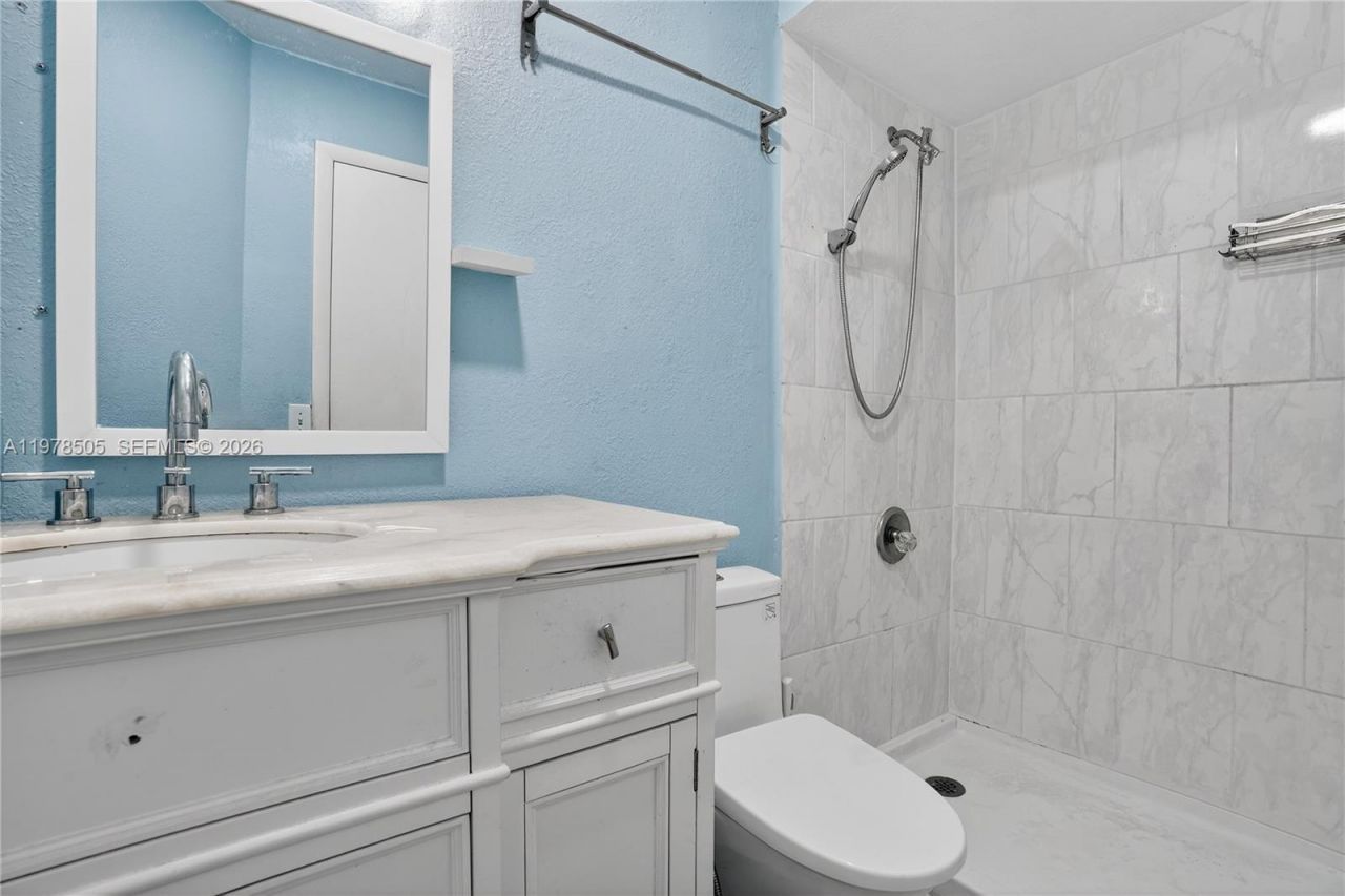 20934 SW 84th Ave, Cutler Bay, FL 33189 Photo