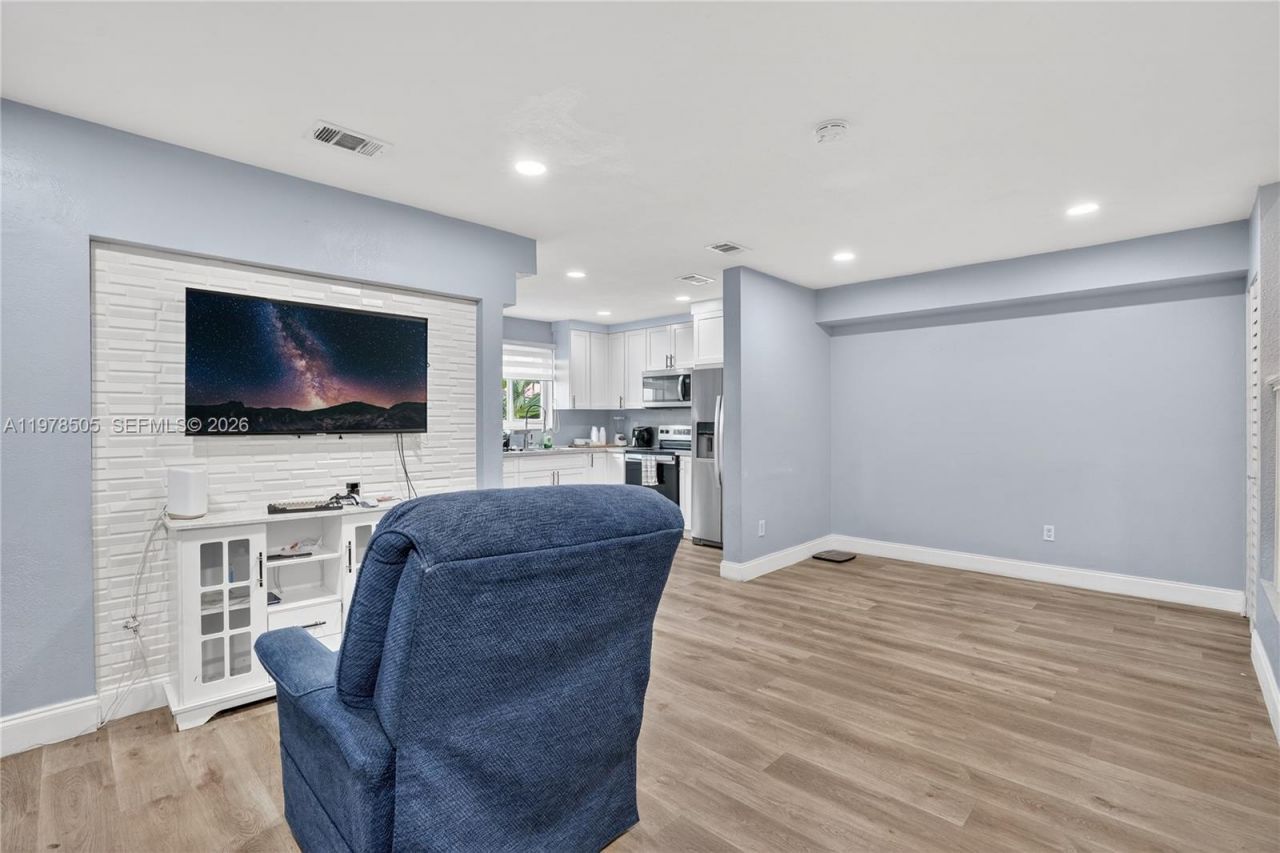 20934 SW 84th Ave, Cutler Bay, FL 33189 Photo