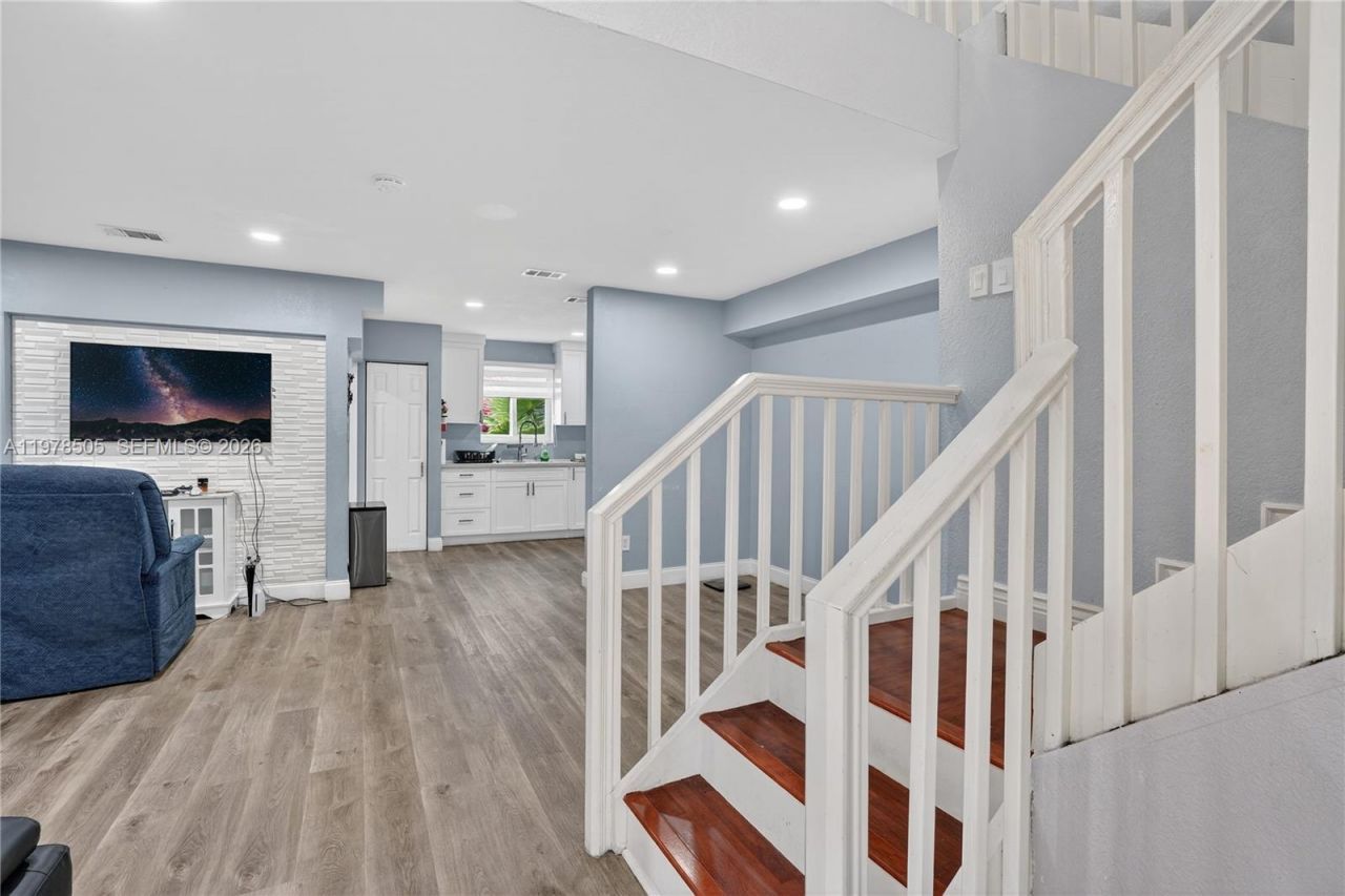 20934 SW 84th Ave, Cutler Bay, FL 33189 Photo