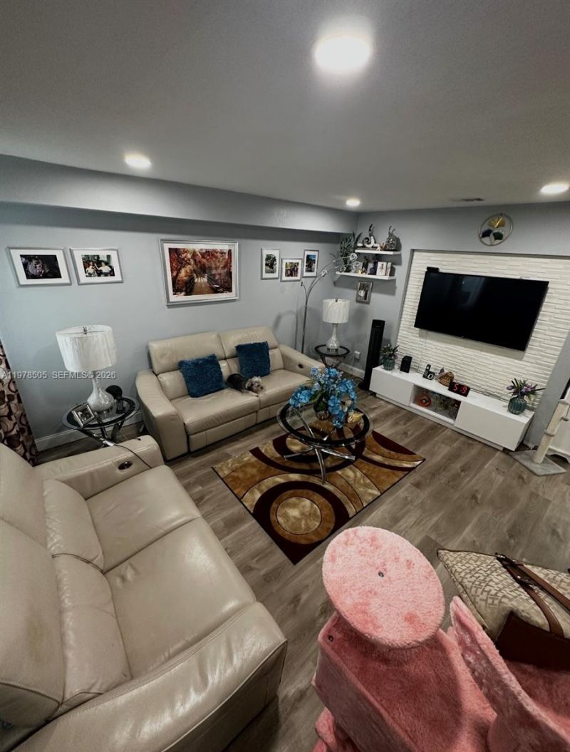 20934 SW 84th Ave, Cutler Bay, FL 33189 Photo