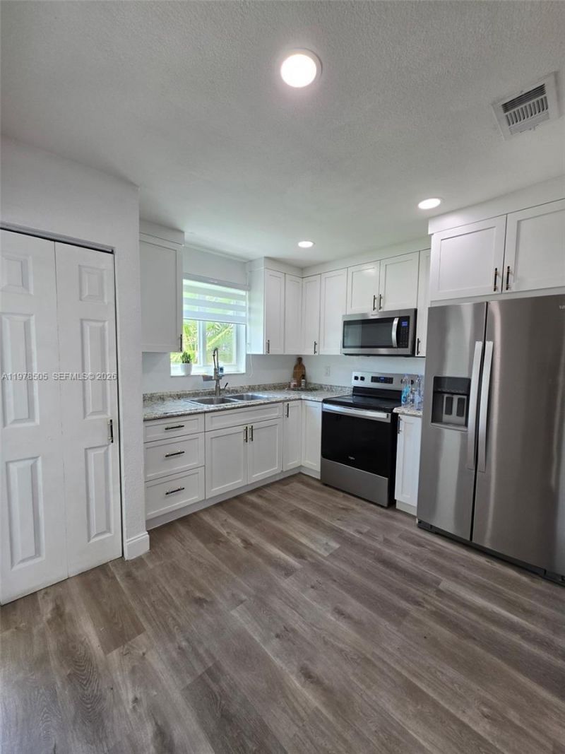 20934 SW 84th Ave, Cutler Bay, FL 33189 Photo