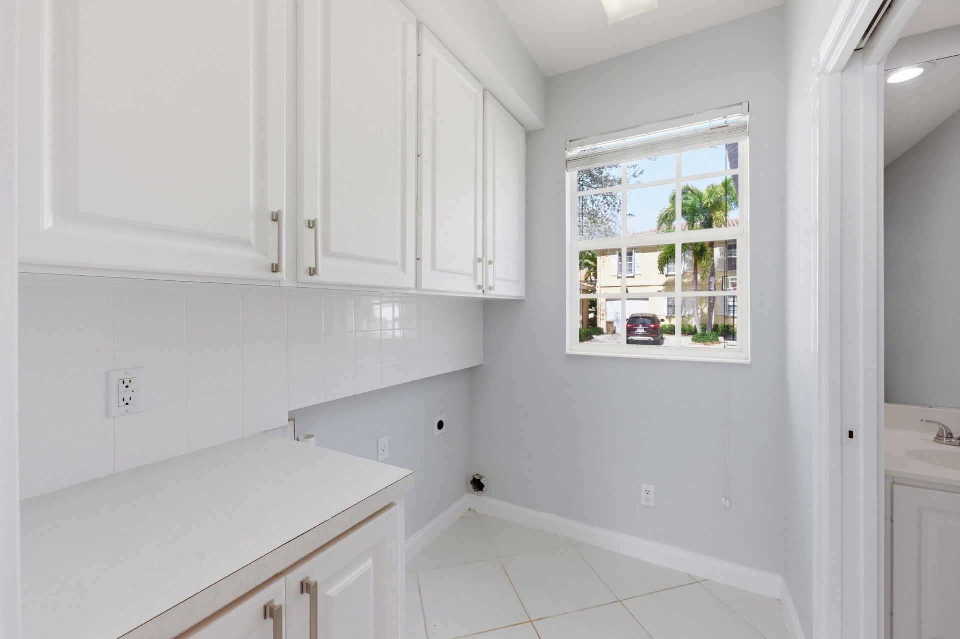 2122 Tigris Drive, West Palm Beach, FL 33411 Photo