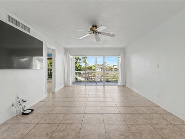 765 Jeffery Street, Unit 1-301, Boca Raton, FL 33487