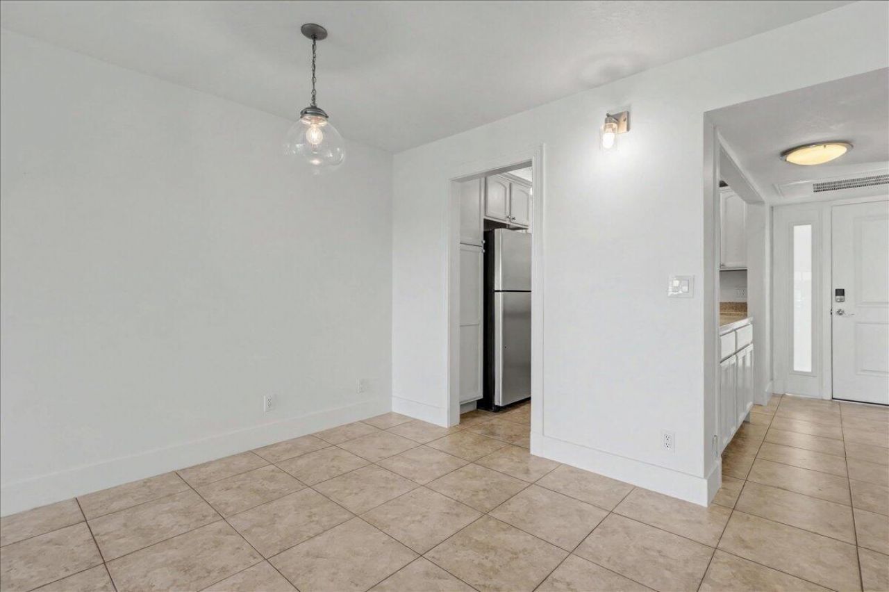 765 Jeffery Street, Unit 1-301, Boca Raton, FL 33487 Photo