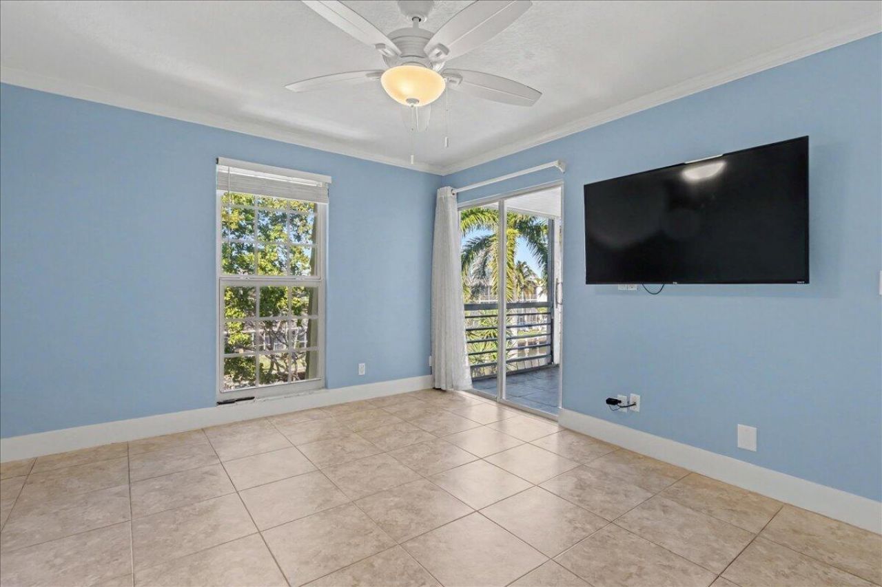 765 Jeffery Street, Unit 1-301, Boca Raton, FL 33487 Photo