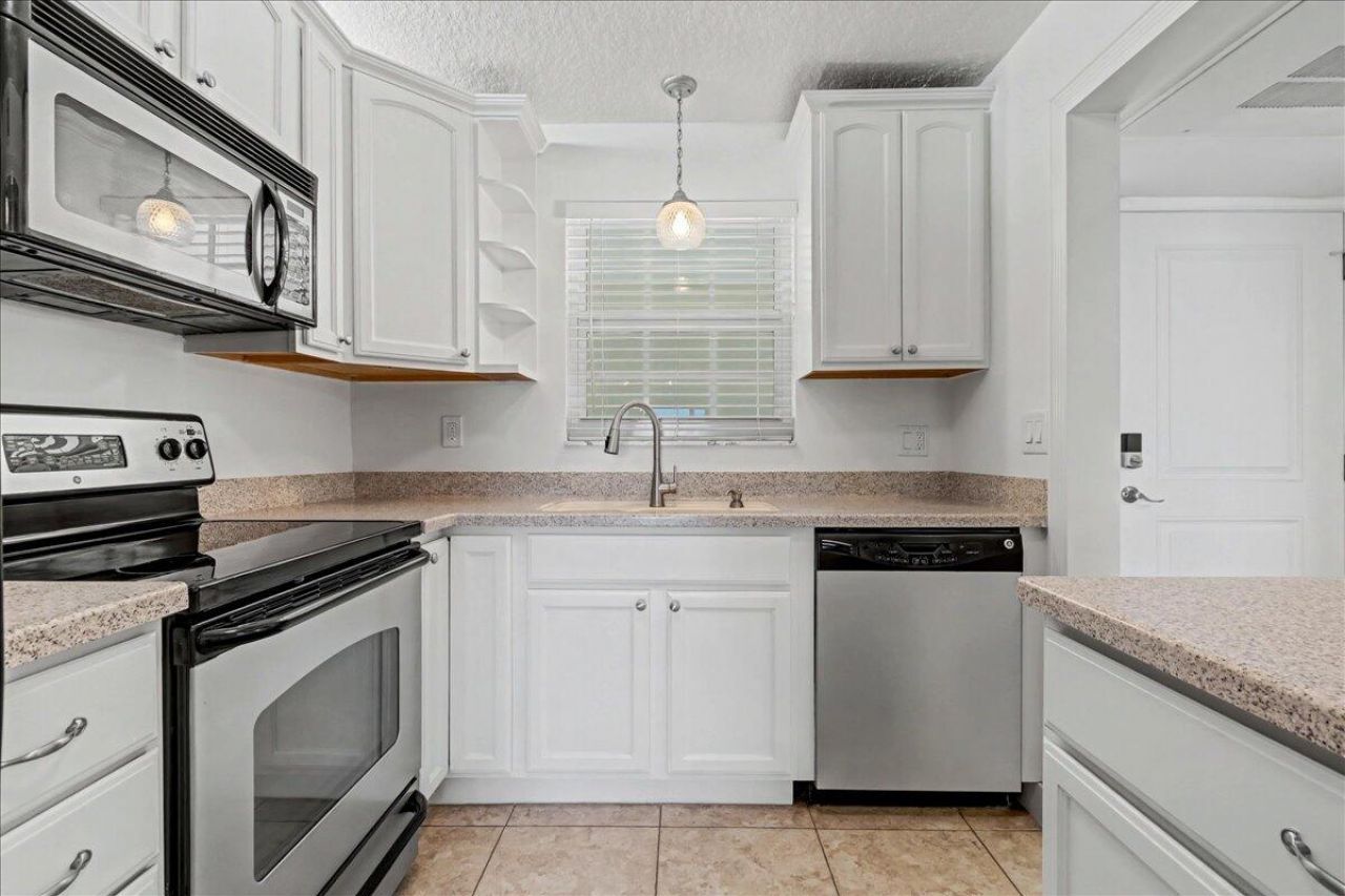 765 Jeffery Street, Unit 1-301, Boca Raton, FL 33487 Photo