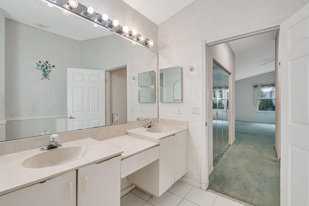 9624 Honeybell Circle, Boynton Beach, FL 33437 Photo