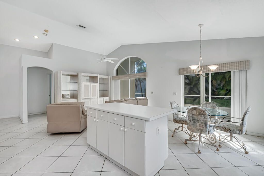 9624 Honeybell Circle, Boynton Beach, FL 33437 Photo