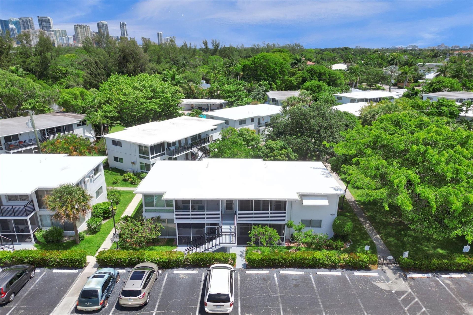 1055 SE 15th Street, Unit 14C, Fort Lauderdale, FL 33316 Photo