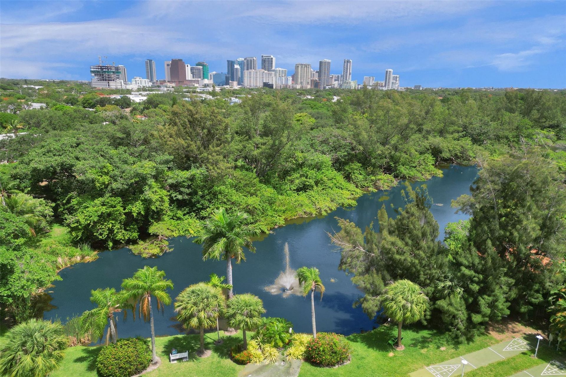 1055 SE 15th Street, Unit 14C, Fort Lauderdale, FL 33316 Photo