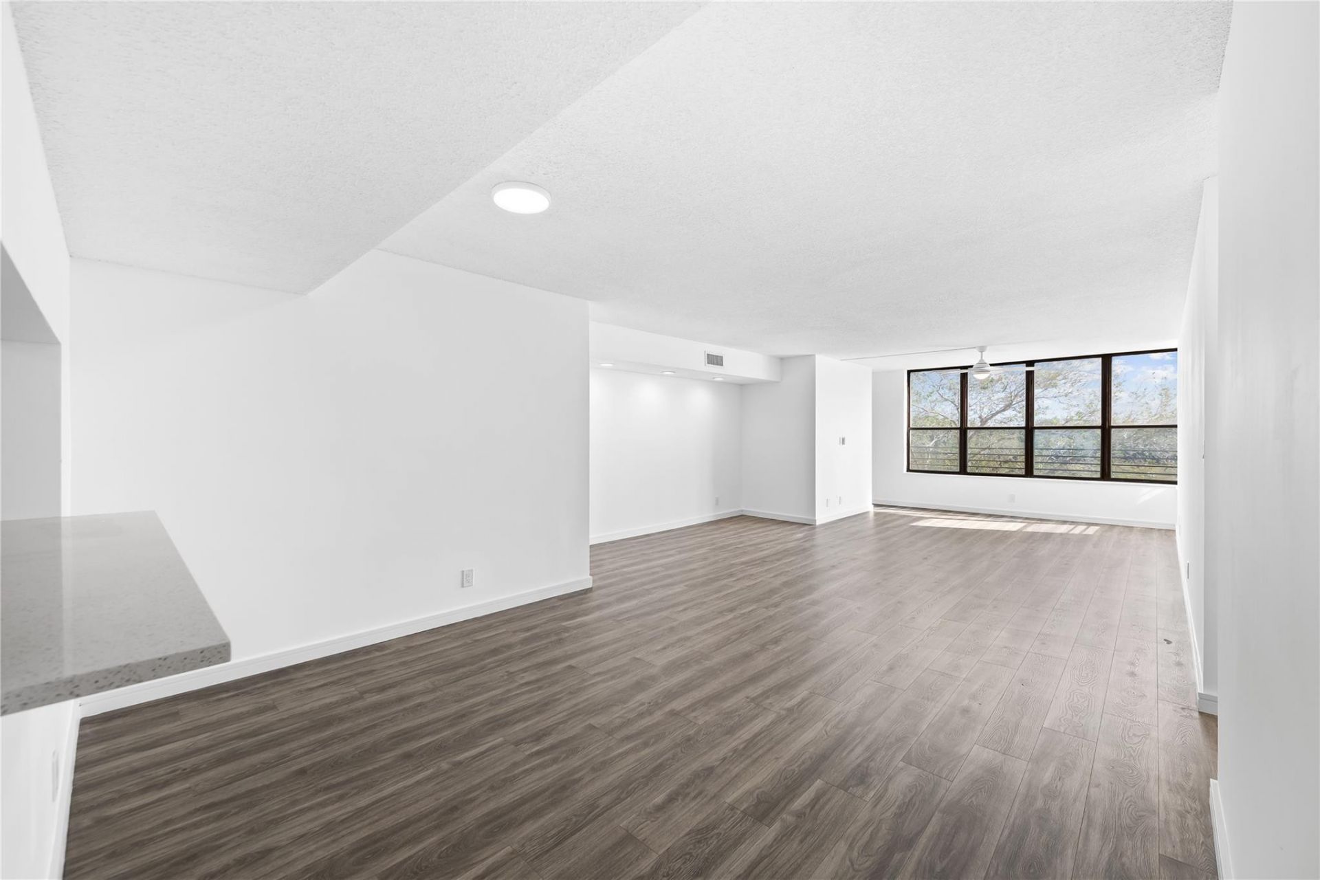 2767 Carambola Circle, Unit 402, Coconut Creek, FL 33066 Photo