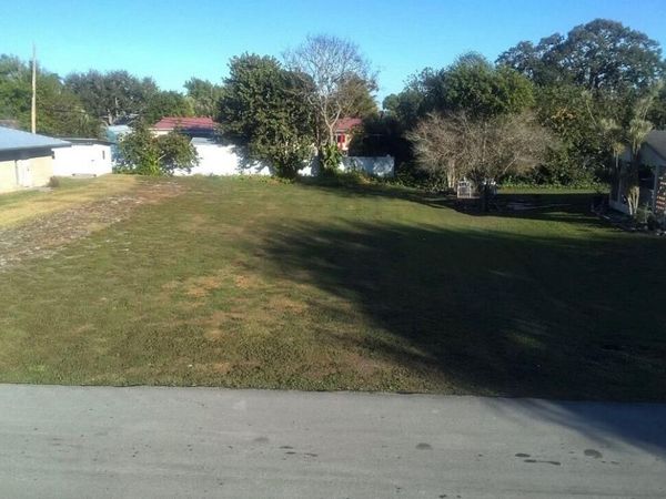 133 SE 5th Street, Belle Glade, FL 33430