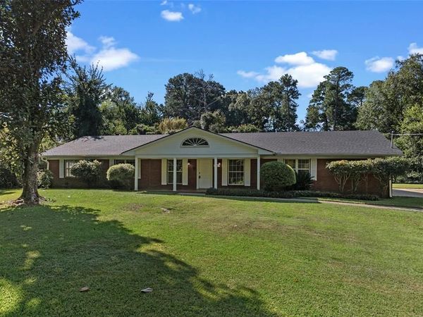 55 Lake Forest, Shreveport, LA 71109